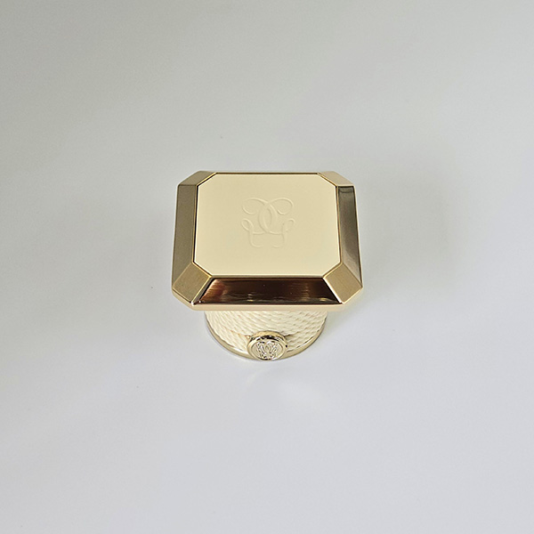 Metal label / logo plate